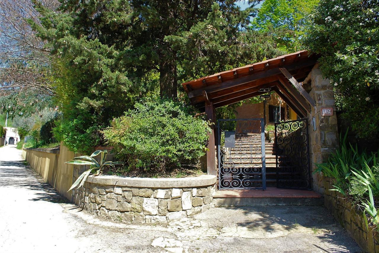 Guardalaluna Villa Pian di Scò Екстериор снимка